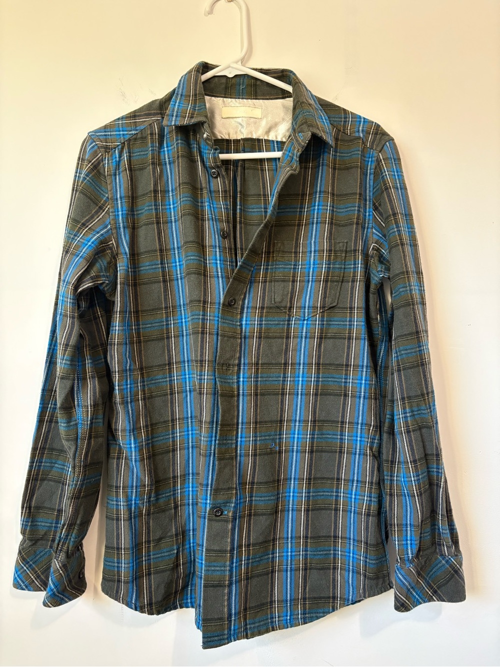 Men's Blue and Gray Plaid Button-Up Shirt